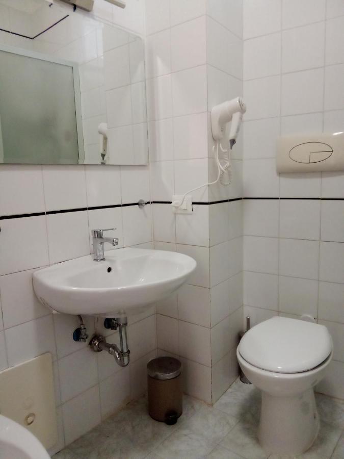 Al Crocifisso...Da Nonna Pia Apartman Salerno Kültér fotó